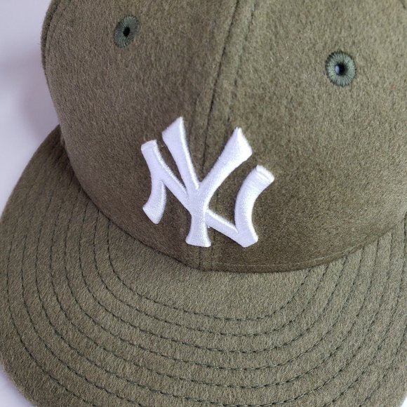 New Era 59FIFTY NY Yankees Urban Outfitters Fitted Hat 7 1/4 Wool Green Olive - Picture 7 of 10